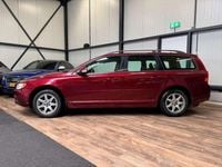 Occasion Volvo V70 Kinetic 146 PK (107 kW) 2009 Rood Stationwagen