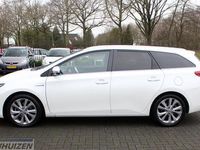 tweedehands Toyota Auris Touring Sports 1.8 Hybrid Lease Pro | 2013 | Stoelverwarming | Panoramadak |