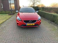 Occasion Volvo V40 R-Design 152 PK (111 kW) 2019 Rood Sedan