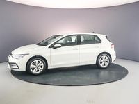 tweedehands VW Golf VIII Life 1.0 TSI 110pk Parkeersensoren, Adaptive cruise control, Airco, LED verlichting, DAB, Radio, Bluetooth, App connect, Keyless start