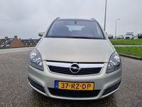 tweedehands Opel Zafira 1.6 Cosmo/rijd rem schakel goed/7 personen/nap/apk/airco/trekhaak/inruil mog !!!