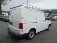 tweedehands VW Transporter 2.0 TDI 102PK L1H1, Airco, Trekhaak, 2 Schuifdeuren