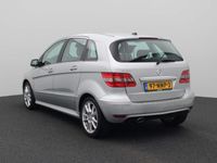 tweedehands Mercedes B180 BlueEFFICIENCY Business CLass | Half-Leder | Airco | Pano | LMV |