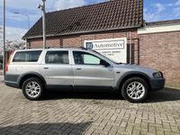 tweedehands Volvo XC70 2.5 T Comfort Line NIEUEWE APK/NAP/TREKHAAK