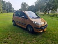 Occasion Peugeot 1007 75 PK (55 kW) 2007 Oranje MPV