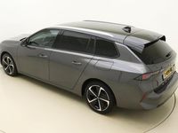 tweedehands Opel Astra Sports Tourer 1.6 Hybrid Business Elegance | Navigatie | Stoel & Stuurverwarming | Lichtmetalen velgen | Getint glas | Électric achterklep