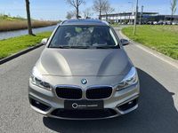 tweedehands BMW 220 2-SERIE Active Tourer i High Executive | CruiseControl | HUD | LED | Navigatie | PDC V + A | Panoramadak | El.e achterklep | Sportstoelen | Climate Control | Lederen bekleding |