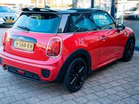 Occasion Mini Cooper 136 PK (100 kW) 2016 Rood Hatchback