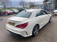 tweedehands Mercedes CLA180 PRESTIGE 122PK AUTOMAAT NAVI PDC LMV STOELVW