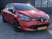 Occasion Renault Clio IV LIMITED 75 PK (55 kW) 2016 Rood Hatchback