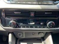 tweedehands Nissan Qashqai 1.3 MHEV Premiere Edition / Airco / Navigatie / Cruise Control Adaptief / Bluetooth / Camera 360° / Spiegels Elektrisch Inklapbaar /