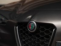 tweedehands Alfa Romeo Giulia 2.2 210pk AWD Veloce | Pano-dak | Harman/Kardon |