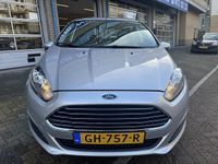 Occasion Ford Fiesta Style 67 PK (49 kW) 2015 Grijs Hatchback