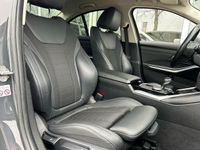 tweedehands BMW 320 3-SERIE i High Executive | Voorstoelen verwarmd | Sportstoelen voor | Navigatie