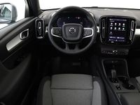 Occasion Volvo XC40 Core 163 PK (119 kW) 2025 Zilver SUV