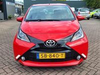 tweedehands Toyota Aygo 1.0 VVT-i x-play airco automaat.