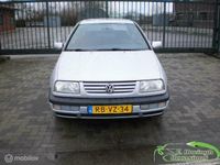 Occasion VW Vento 90 PK (66 kW) 1997 Grijs Sedan