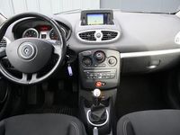 Occasion Renault Clio II Expression 75 PK (55 kW) 2010 Rood Hatchback