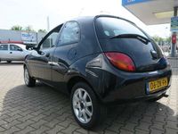 tweedehands Ford Ka 1.3 Cool & Sound, airco, nieuwe APK, paar roestplekjes op de bekende plekken.