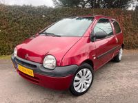 Occasion Renault Twingo Authentique 59 PK (43 kW) 2003 Rood (metallic) Hatchback