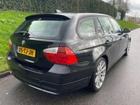 tweedehands BMW 318 3-SERIE Touring i Business Line - automaat - Clima - 18 inch LMV - Cruise