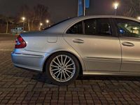 tweedehands Mercedes E240 Avantgarde