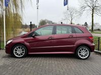 Occasion Mercedes B150 95 PK (69 kW) 2008 Rood (metallic) MPV