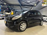 Occasion Toyota Yaris Comfort 99 PK (72 kW) 2011 Zwart Hatchback