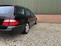 tweedehands Mercedes E240 Combi Avantgarde