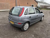 tweedehands Opel Corsa 1.4-16V Elegance