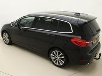 tweedehands BMW 218 2 Serie Gran Tourer i Centennial High Executive 136pk Navigatie | Lederen Bekleding | Stoelverwarming | Trekhaak | Climate Control | 18" Lichtmetalen Velgen