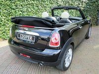 tweedehands Mini Cooper Cabriolet 1.6 Chili R57 LCI met Navi, Leder, BT, PDC en 16"