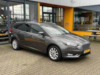 tweedehands Ford Focus 1.0 Titanium - Navi - PDC - Trekhaak