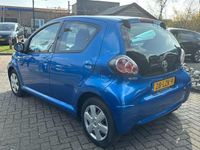 tweedehands Toyota Aygo 1.0 12V Comfort 5-Deurs Blauw 2010 146.000 KM