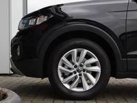 tweedehands VW T-Cross - 1.0 TSI 95pk Life | App-connect | PDC voor & acht