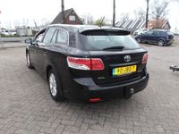 tweedehands Toyota Avensis Wagon 2.0 VVTi Dynamic airco navigatie automaat