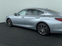 Occasion Lexus ES300H 218 PK (160 kW) 2025 Grijs Sedan