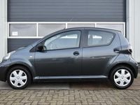 Occasion Toyota Aygo 68 PK (50 kW) 2009 Grijs Hatchback
