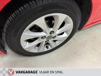 Occasion Opel Karl Innovation 75 PK (55 kW) 2018 Rood Hatchback