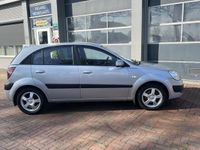 tweedehands Kia Rio 1.6 CVVT EX Bj 2005 Km 166.000 2e eigenaar 112pk d