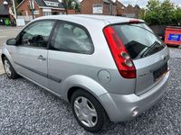 Occasion Ford Fiesta Trend 68 PK (50 kW) 2007 Grijs Hatchback