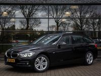 tweedehands BMW 330 3-SERIE Touring i xDrive Ed. Luxury Line Purity High Executive