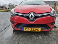Occasion Renault Clio IV Zen 90 PK (66 kW) 2016 Rood Hatchback