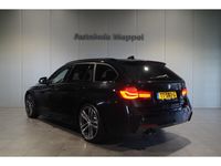 tweedehands BMW 320 320 3-serie Touring i M sport | Hoogglans Shadow li