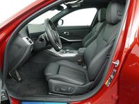 Occasion BMW 330 M Sport 291 PK (214 kW) 2025 Rood Stationwagen