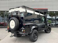 tweedehands Land Rover Defender 2.4 TD HT 110" SE 122PK I NL-Auto I Airco I Radio I Stoelverwarming I Grijskenteken