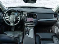 tweedehands Volvo XC90 T8 Twin Engine AWD Inscription | Luchtvering | Head-Up Display | Bowers & Wilkins Audio | Massage | 360 Camera | Keyless | Trekhaak | Schuif-/Kanteldak | Getint Glas | BLIS | DAB | 21" LM