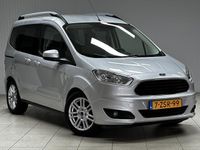 tweedehands Ford Tourneo Courier 1.0 Titanium/ Trekhaak!/ Camera/ Stoelverw./ 16''LMV/ Clima/ Navi/ Cruise/ Bluetooth/ USB&AUX/ Armsteun/ Regensensor/ Elek.pakket/ Isofix/ Dakrails/ PDC A.