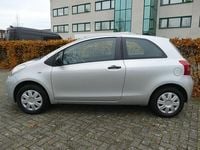 Occasion Toyota Yaris 69 PK (50 kW) 2007 Grijs Hatchback
