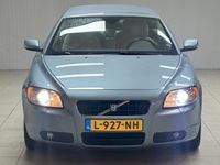 tweedehands Volvo C70 Convertible 2.4 Summum /XENON! /LEDER! /Elek. stoel + Memory! /Navi! /Climat /Cruise /Elek. pakket /Bluetooth /Isofix /Regensensor /Armsteun /17"LMV /PDC /Mistlampen.